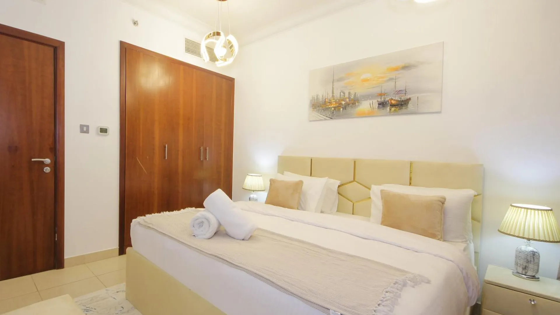 Spacious 1Bhk In Downtown Dubai 8 Blvd Apartment