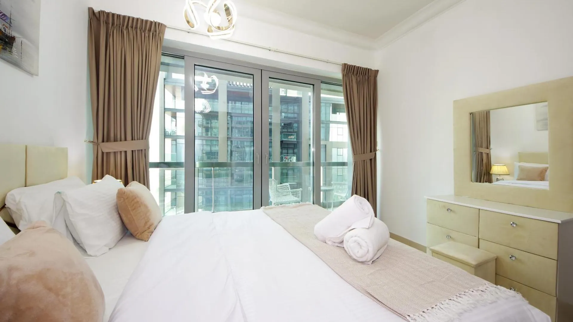 Apartment Spacious 1Bhk In Downtown Dubai 8 Blvd